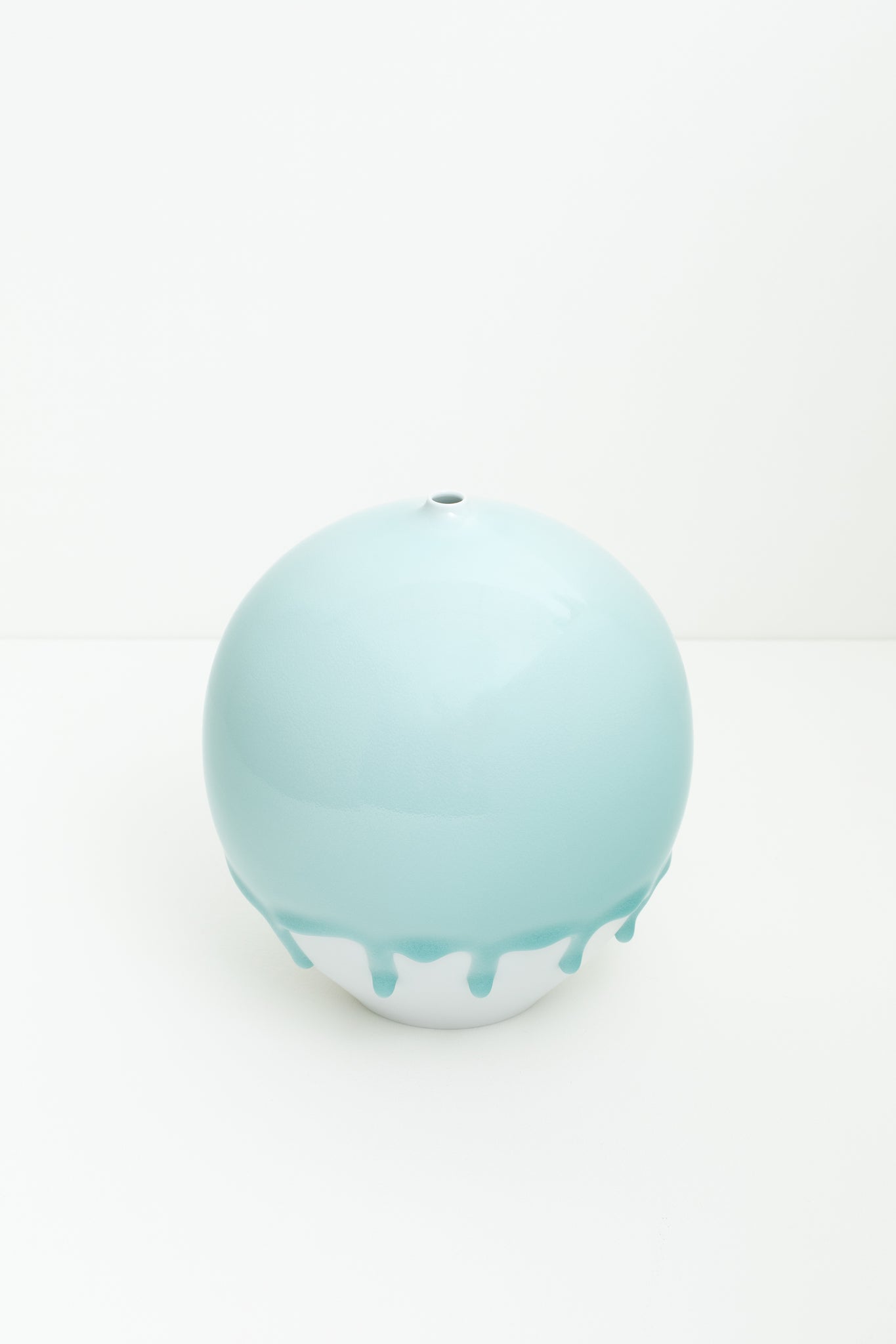 Celadon Vessel “Pebble”