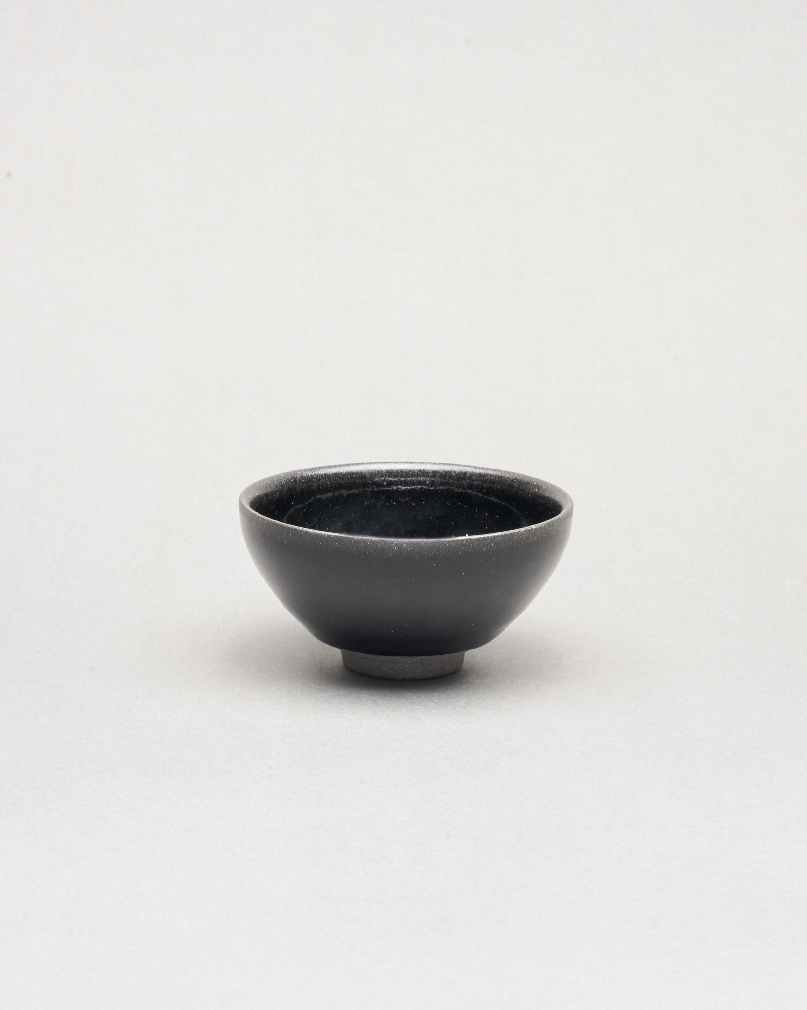 Archaise Tea Vessel - Tea cup - Blackgold
