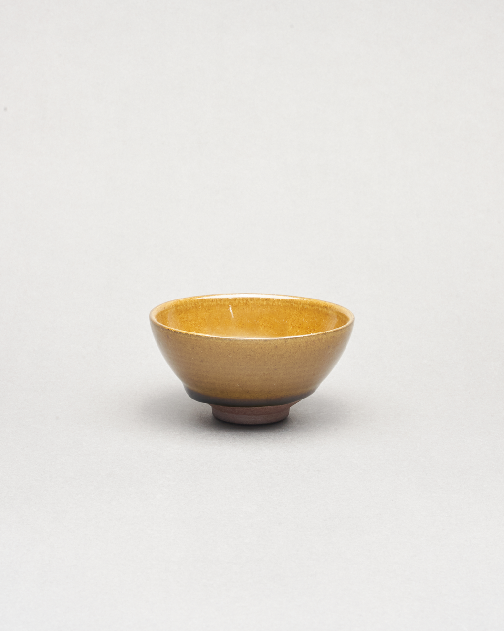 Archaise Tea Vessel - Tea cup - Greenish Brown